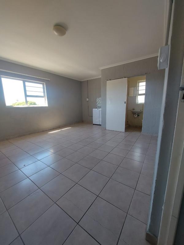 To Let 0 Bedroom Property for Rent in Goodwood Central Western Cape